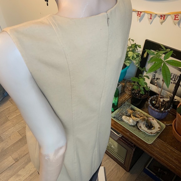 Classic Calvin Klein dress - Picture 3 of 5